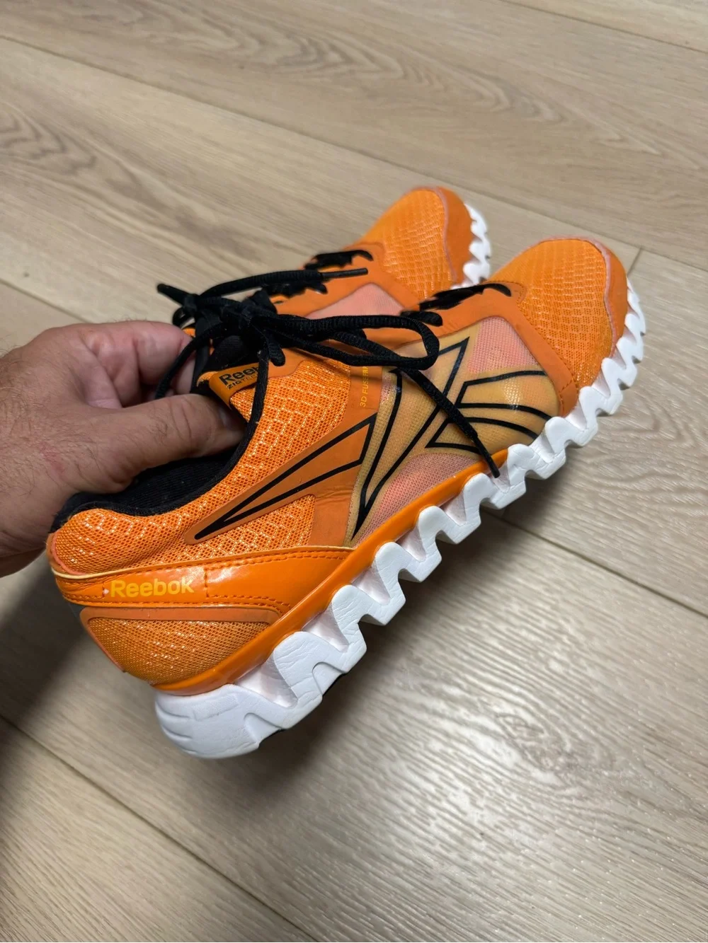 Reebok 3D FuseFrame running shoes in orange with black accents Men’s Size 10